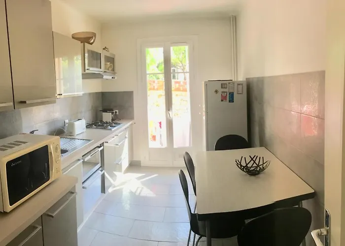 Le Minerve * مينتون